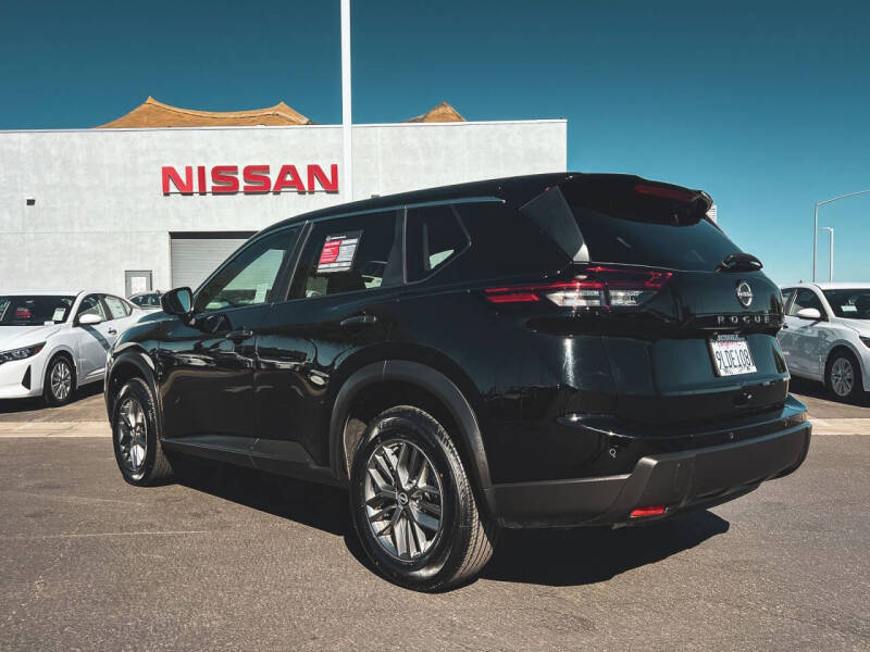 2024 Nissan Rogue S
