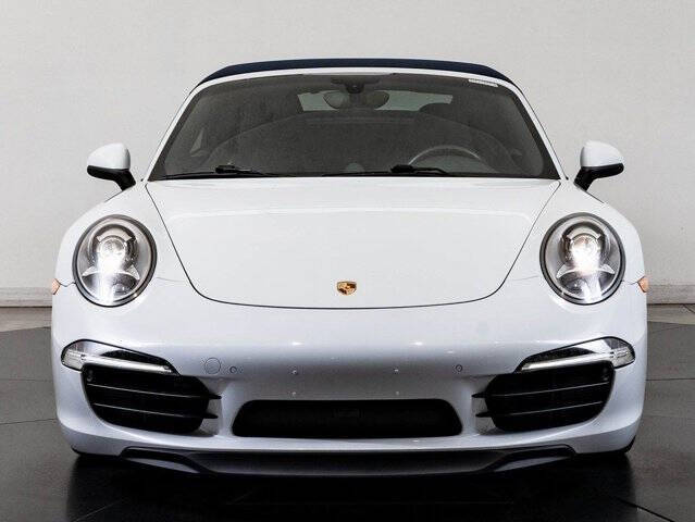 2015 Porsche 911 Carrera