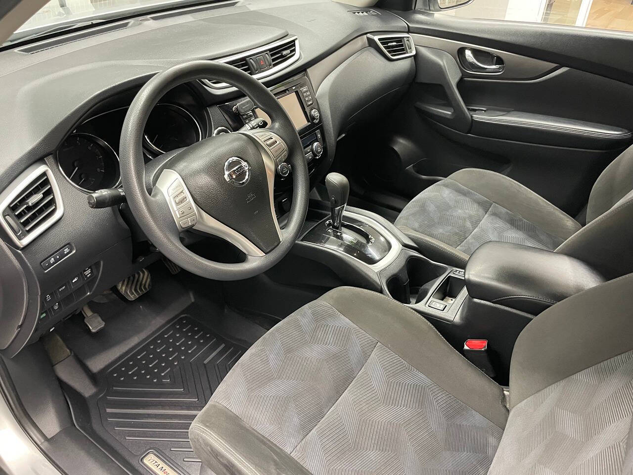 2015 Nissan Rogue for sale at Dan Haris Motors in Waterloo, IA