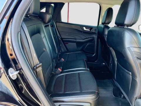 2022 Ford Escape SEL