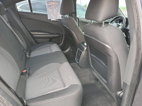 2016 Dodge Charger SE