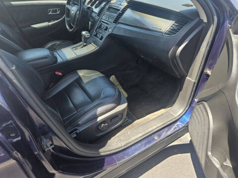 2011 Ford Taurus SEL