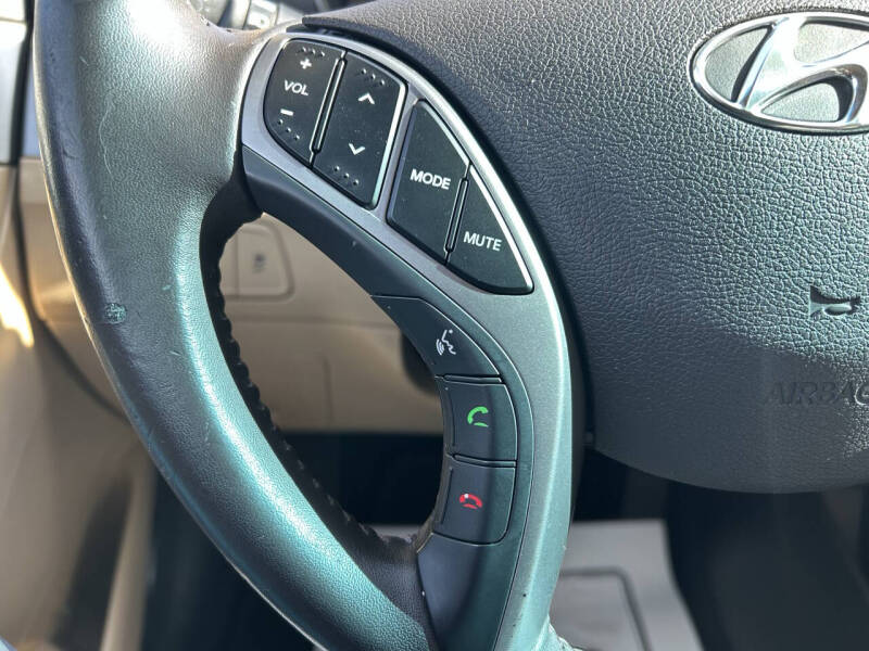 2013 Hyundai Elantra Limited