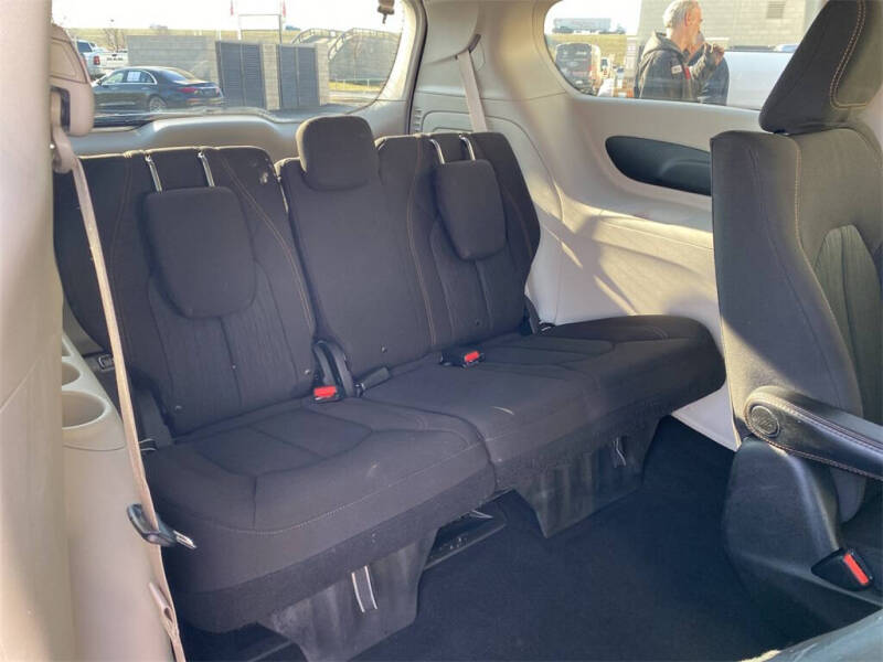 2020 Chrysler Pacifica Hybrid Touring