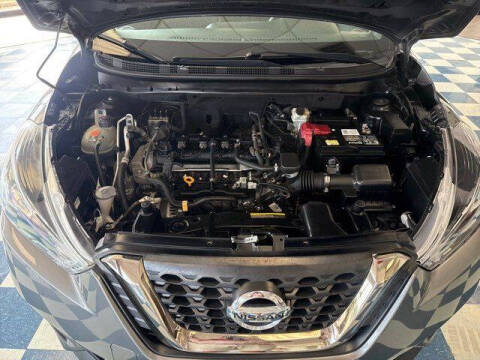 2019 Nissan Kicks SR
