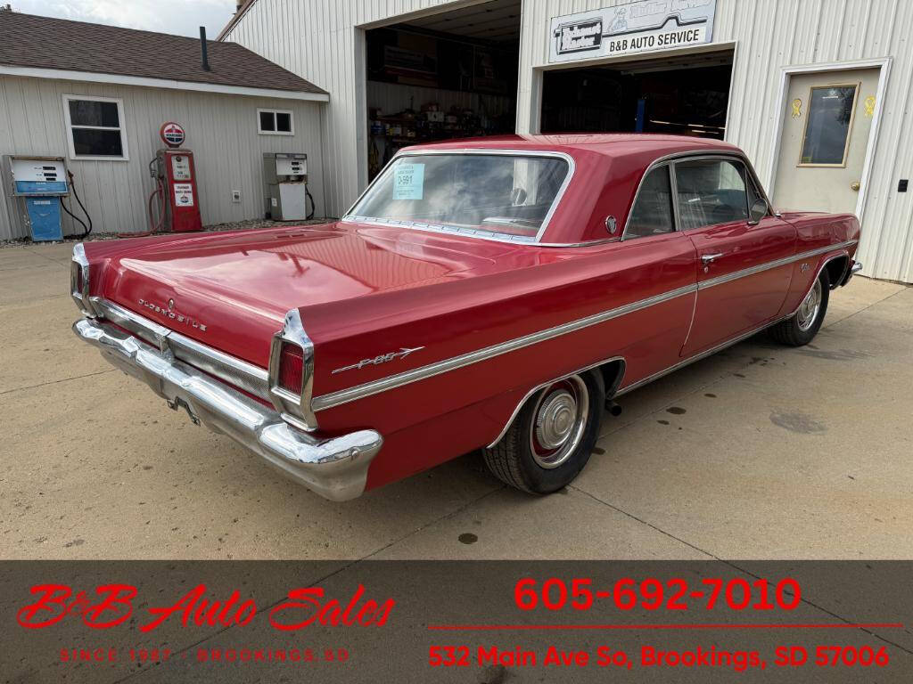1963 Oldsmobile F-85 7