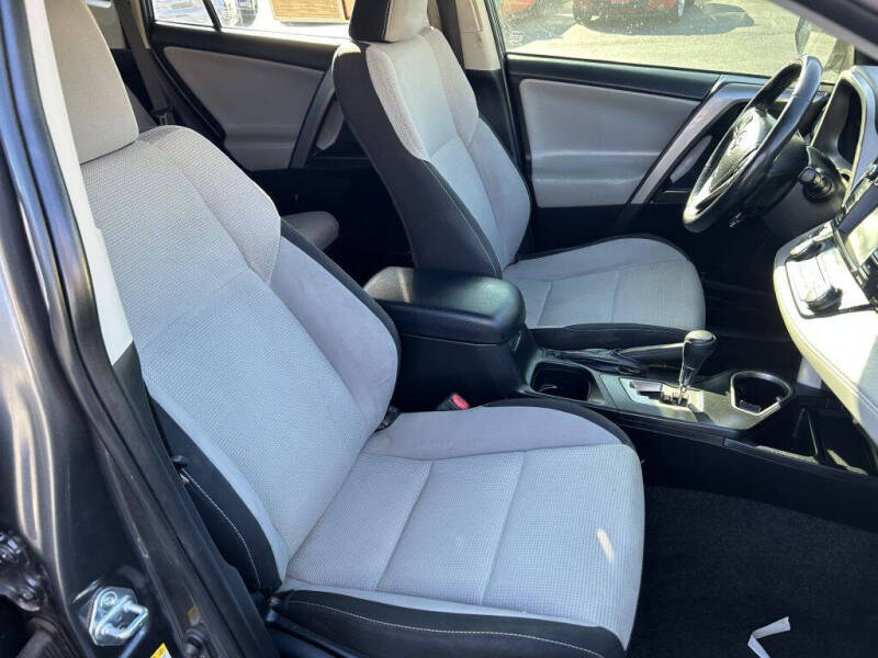 2018 Toyota RAV4 Adventure