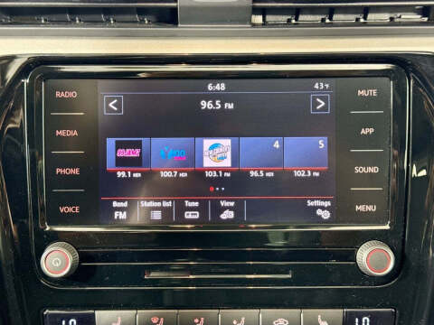 2022 Volkswagen Passat SE