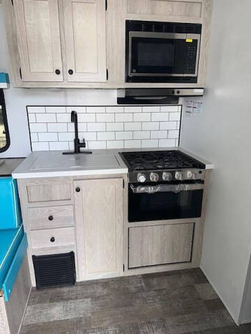 2025 Riverside RV Retro 171RD