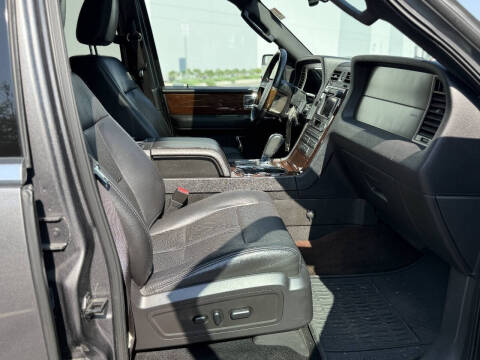 2013 Lincoln Navigator