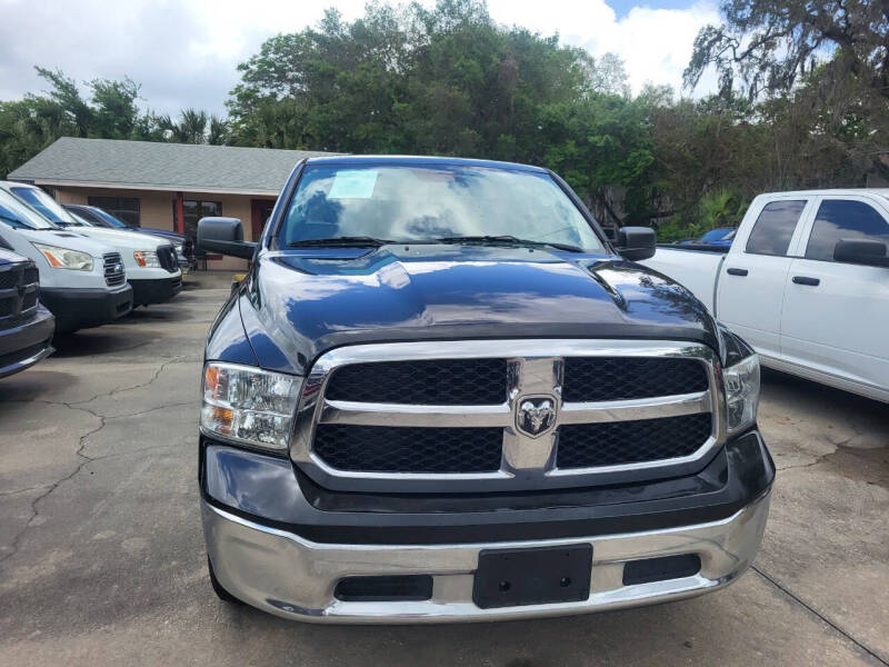 2017 RAM 1500 SLT