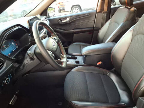 2023 Ford Escape ST-Line Select