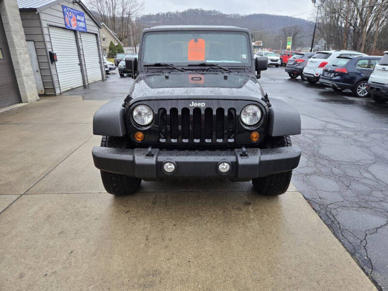 2012 Jeep Wrangler Unlimited Sport photo 3