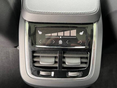 2024 Volvo XC90 B6 Plus Bright Theme 7P