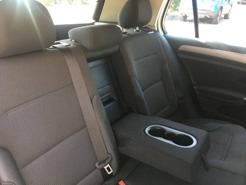 2017 Volkswagen Golf TSI Wolfsburg Edition