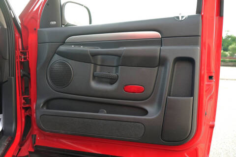 2005 Dodge Ram 1500 SRT-10