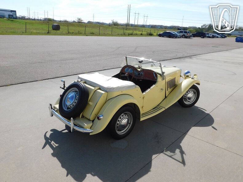 1954 MG TD
