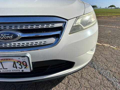 2010 Ford Taurus SEL