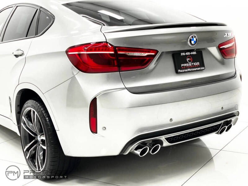2015 BMW X6 M