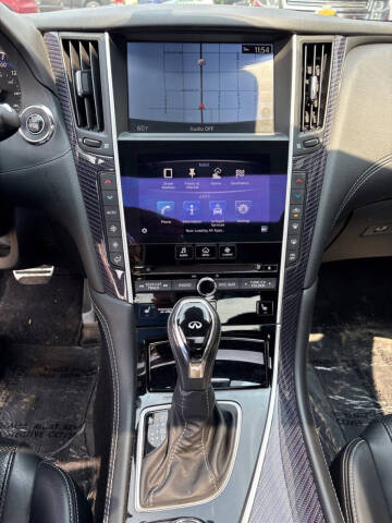 2017 Infiniti Q60 Red Sport 400