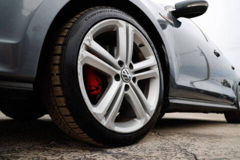 2017 Volkswagen Jetta 2.0T GLI