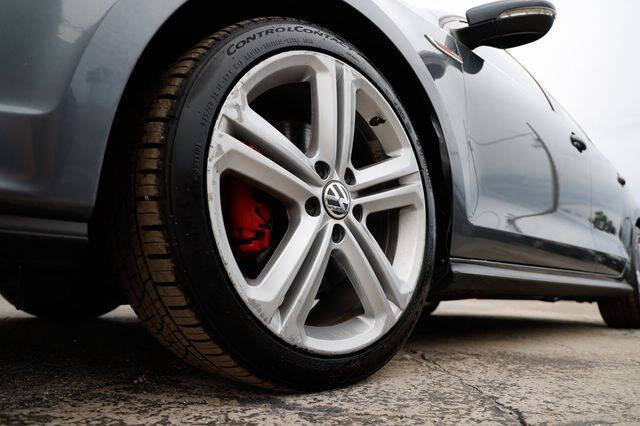 2017 Volkswagen Jetta 2.0T GLI