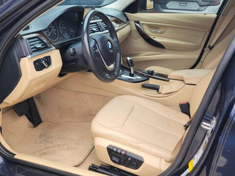 2015 BMW 3 Series 328i