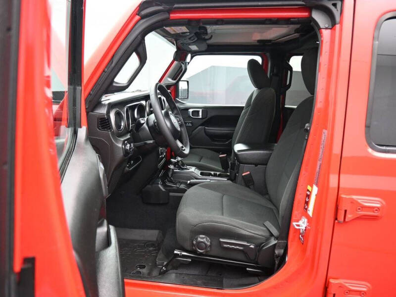 2023 Jeep Gladiator Sport