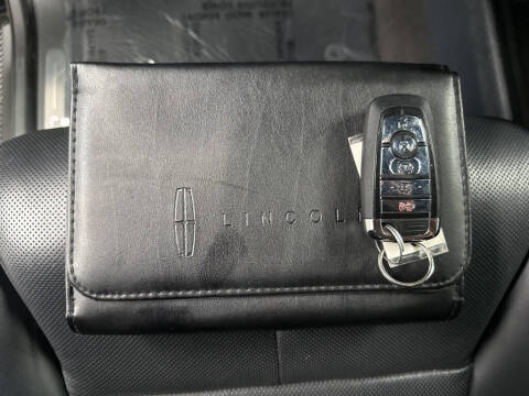 2023 Lincoln Navigator L Reserve