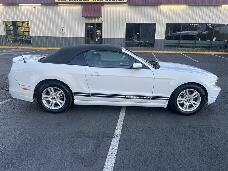 2014 Ford Mustang V6 Premium