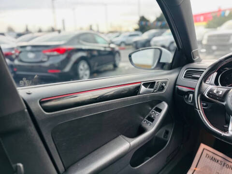 2017 Volkswagen Jetta 2.0T GLI