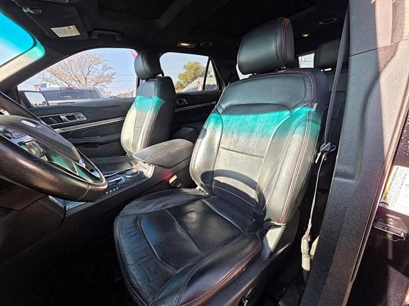 2016 Ford Explorer Sport