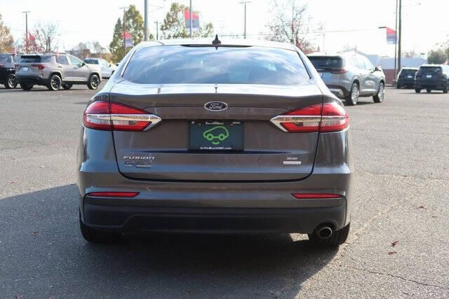 2020 Ford Fusion SE