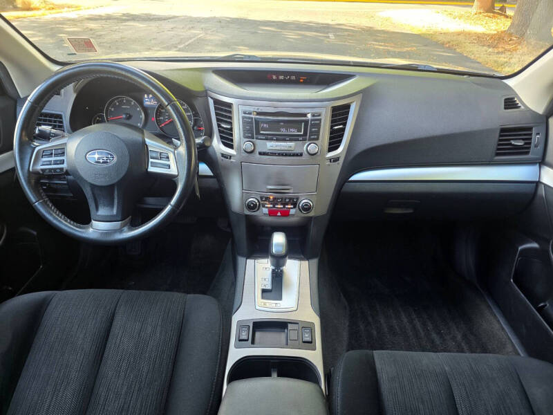 2013 Subaru Outback 2.5i Premium