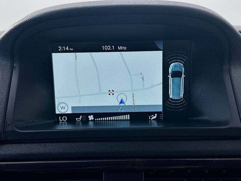 2016 Volvo XC70 T5 Drive-E Premier