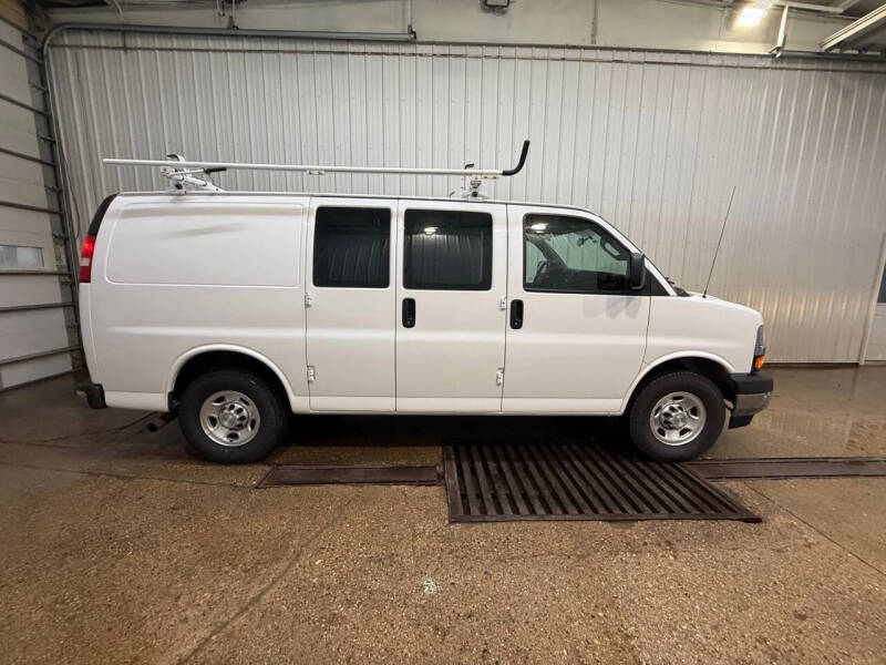 2017 Chevrolet Express 2500