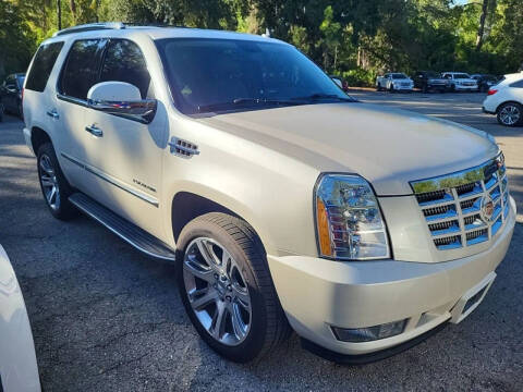 2012 Cadillac Escalade Luxury