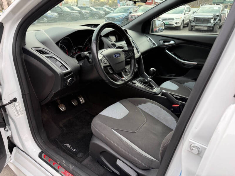 2018 Ford Focus ST