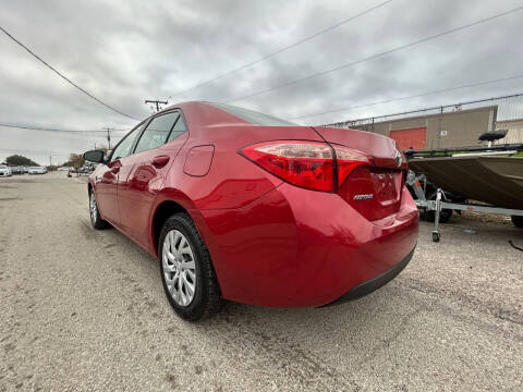 2019 Toyota Corolla LE
