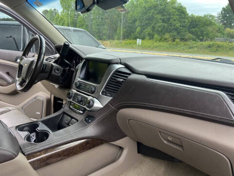 2019 Chevrolet Suburban LT