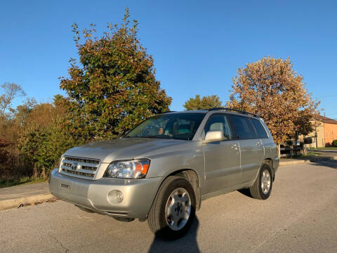 2005 Toyota Highlander for sale at Abe's Auto LLC in Lexington KY