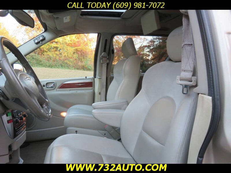 2006 Chrysler Town and Country Limited