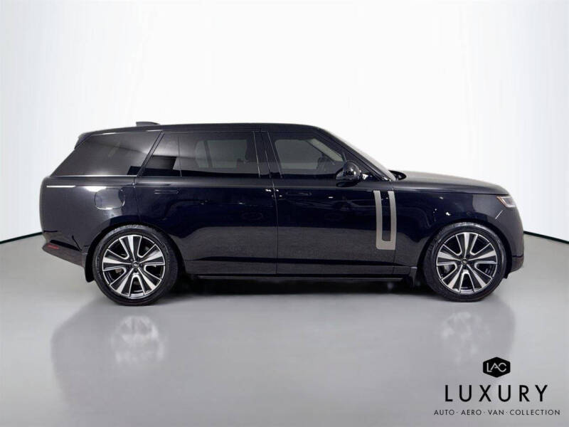 2023 Land Rover Range Rover P530 SE LWB
