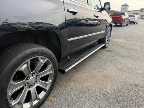 2017 Cadillac Escalade ESV Platinum