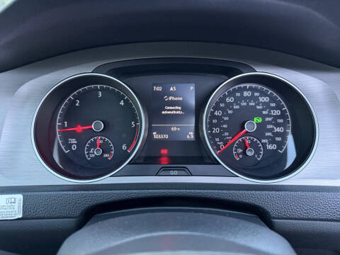 2015 Volkswagen Golf SportWagen TDI SE