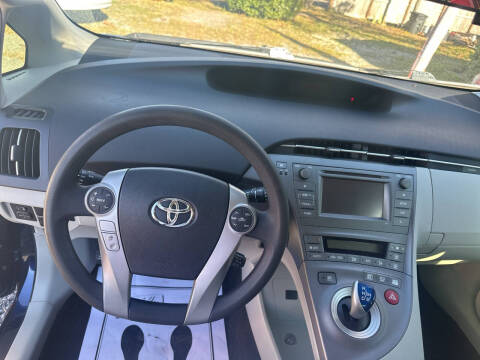 2013 Toyota Prius Two