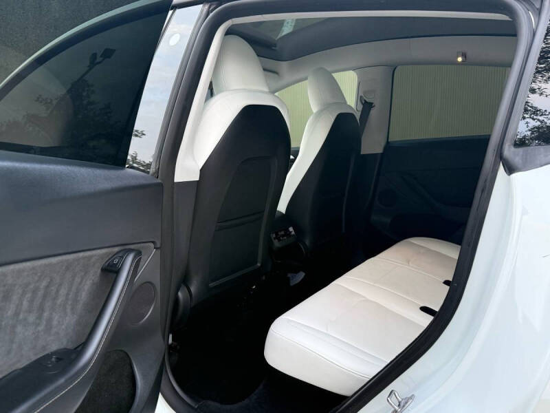 2023 Tesla Model Y Long Range