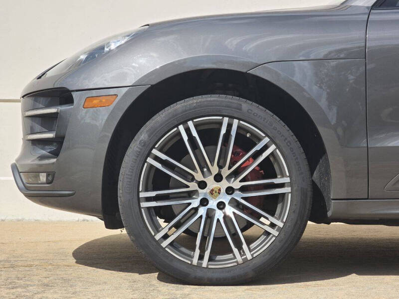 2016 Porsche Macan Turbo