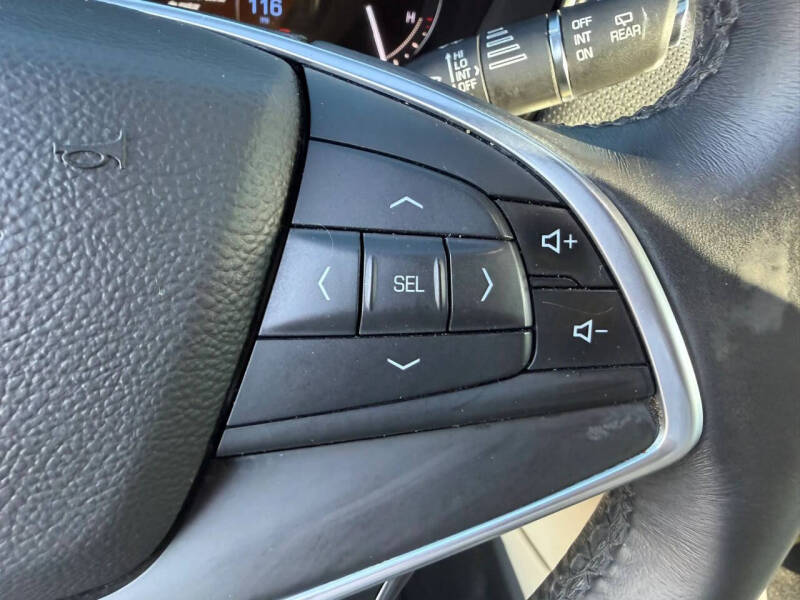 2017 Cadillac XT5