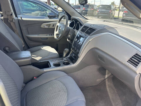 2012 Chevrolet Traverse LS